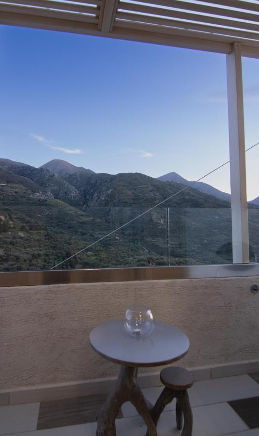 The Mountain House - Authentic Cretan Hideaway - Breathtaking And Nature Views Tourlotí Extérieur photo
